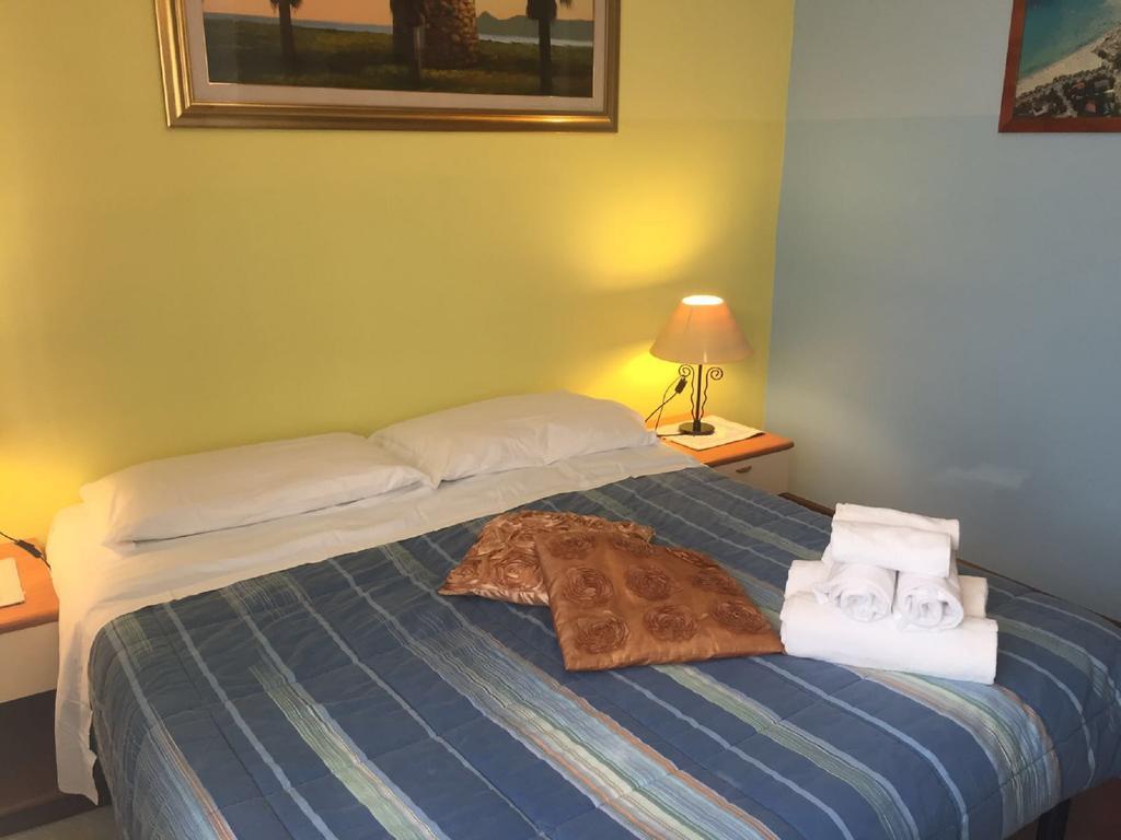 Moon House B&B Cagliari Eksteriør bilde